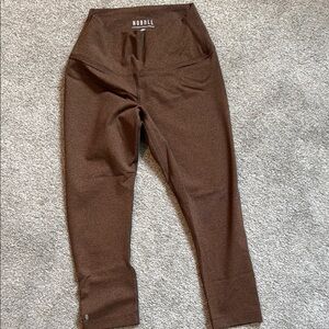 NOBULL Women’s Brown Capri Leggings